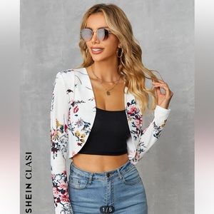Adorable floral crop top jacket!
